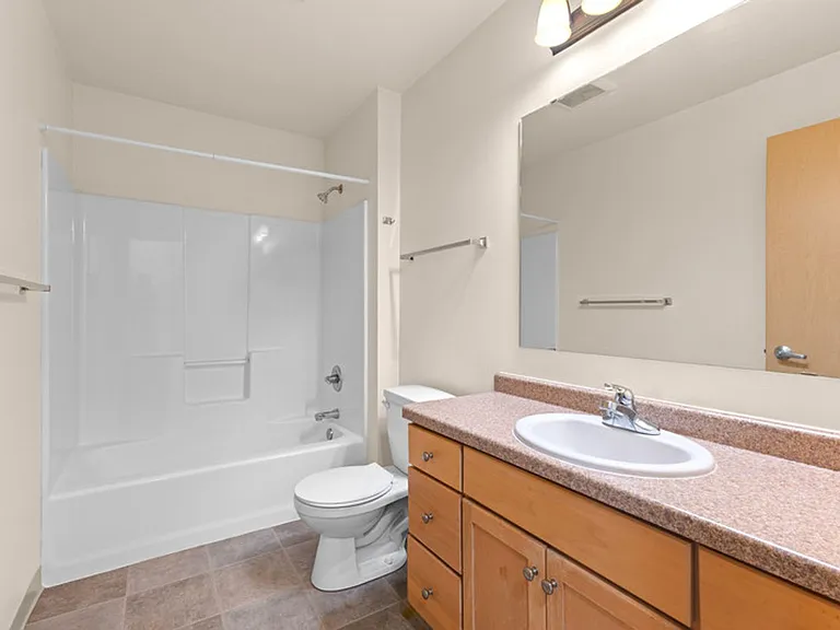 706 Fulton St — Photo 38