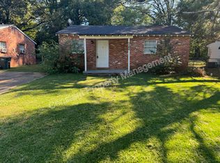 1104 Dewey St, Griffin, GA 30223