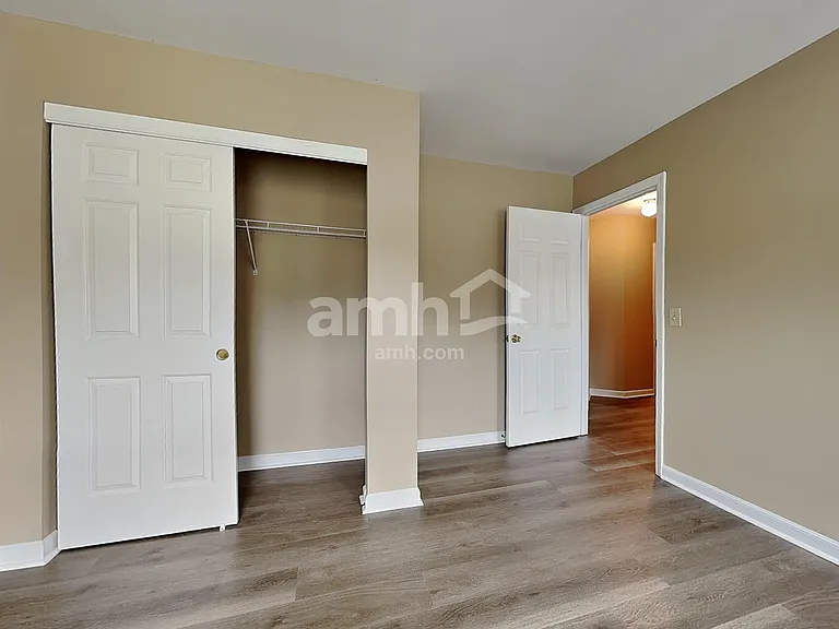7037 Berry Blossom Ct — Photo 17