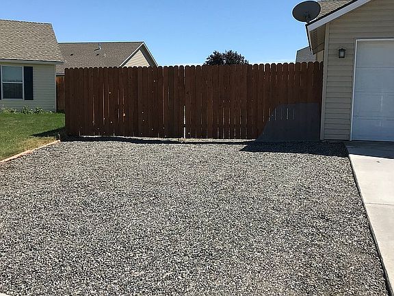4th image of 4412 Catalonia Ct
