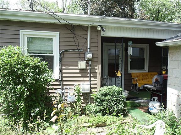 4th image of 313 N Guyer St