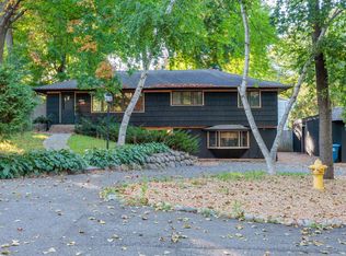 239 Byrondale Ave, Wayzata, MN 55391