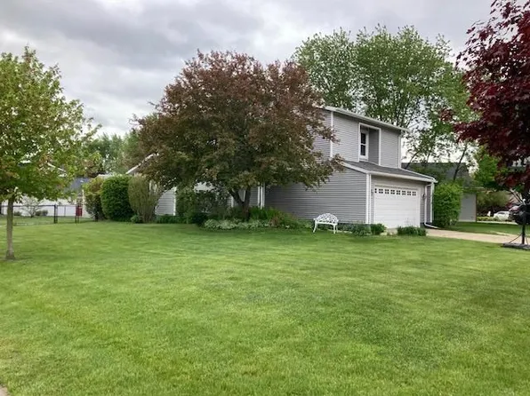 7860 Katie Dr, Almont, MI 48003