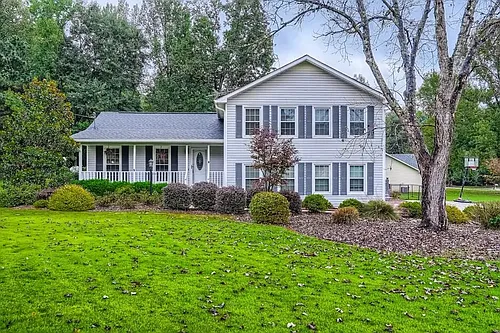 130 Grandchester Way Photo 1