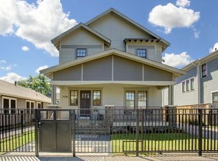 726 E 7th 1/2 St, Houston, TX 77007