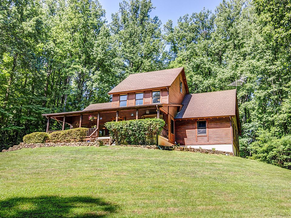 1st image of 5672 Pignut Mountain Dr