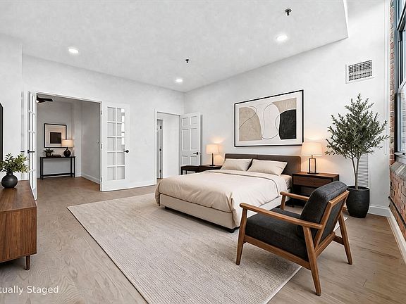 4th image of 150 Orleans St Unit 406
