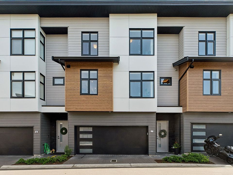 1st image of 3075 160th St #7