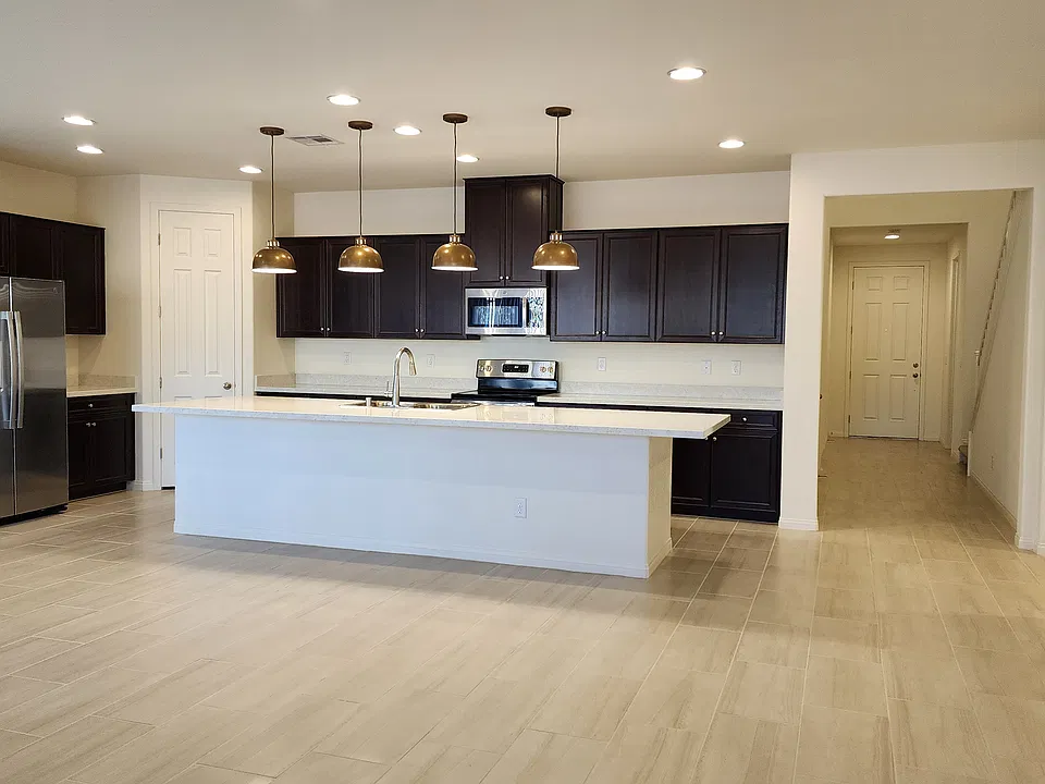 125 Parliament Cyn