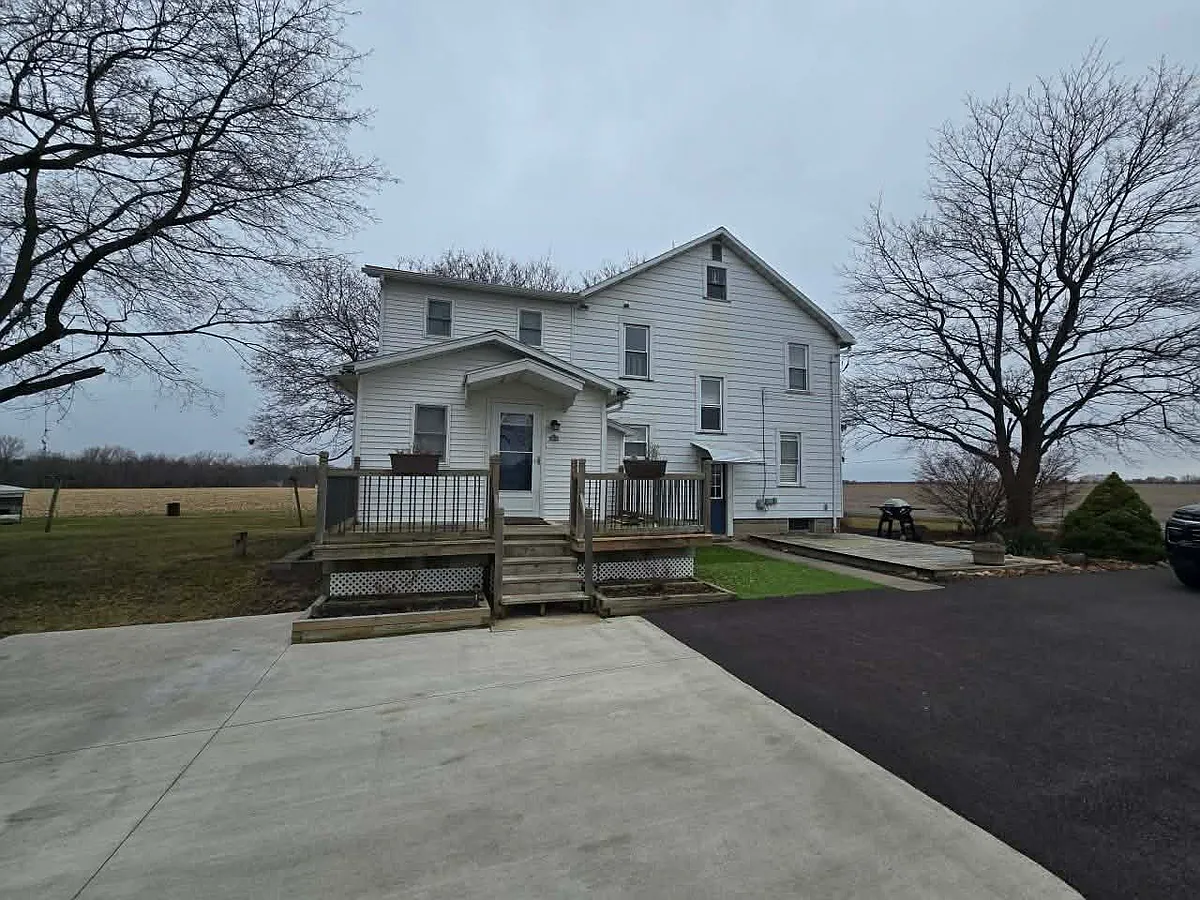 Building Photo - 1084 Yale Farm Rd