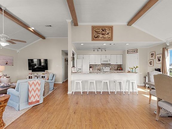 5th image of 16510 Bahama Way