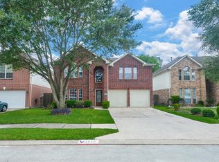 2647 Whitinham Dr, Houston, TX 77067