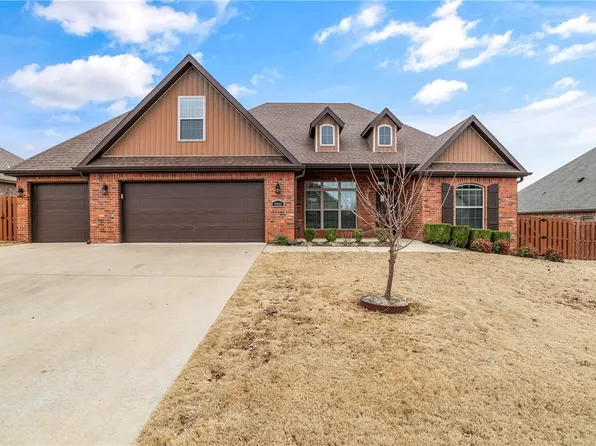 5905 S 67th St, Cave Springs, AR 72718