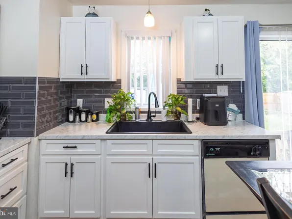 2847 Joseph Ave, Baltimore, MD 21225