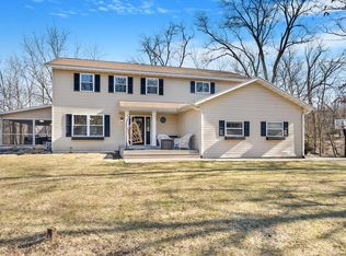 W3628 Wildwood Dr, Lake Geneva, WI