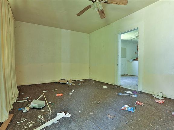 5th image of 1553 Turon St