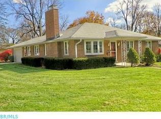 4308 Lawnview Dr, Columbus, OH 43214