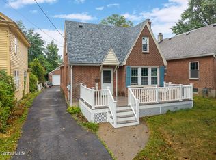 1563 Grand Blvd, Schenectady, NY 12309