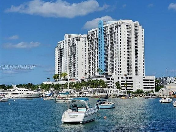 2nd image of 1900 Sunset Harbour Dr #1714