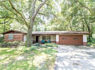 5215 E 131st Ave, Temple Terrace, FL 33617