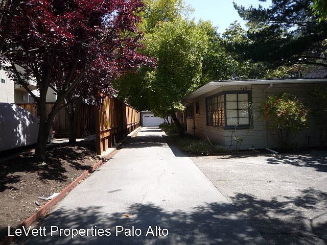1st image of 923 Cowper St #A