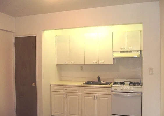 Rented by Goldfarb Properties | media 13