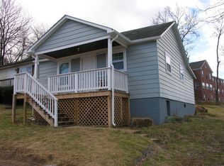 14 Wythe St, Staunton, VA 24401