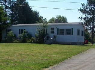 8 Beal St, Machias, ME 04654