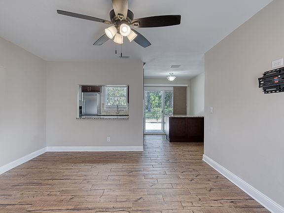 2nd image of 395 Sauls St
