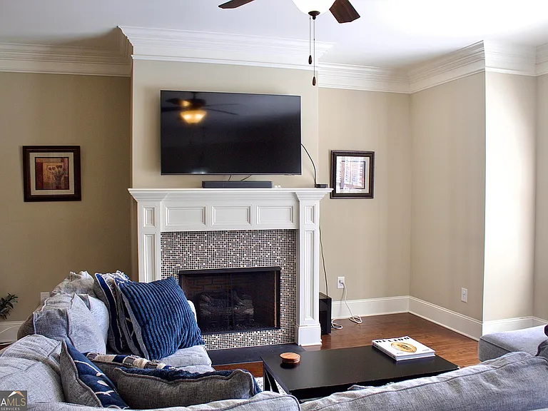 2559 Willow Field Xing SE — Photo 8