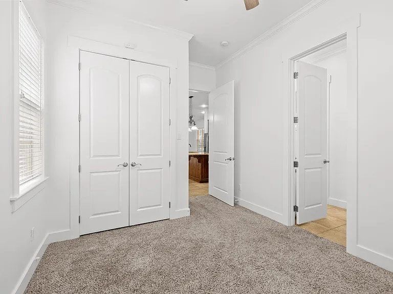 1607 Chelsea Ln — Photo 26