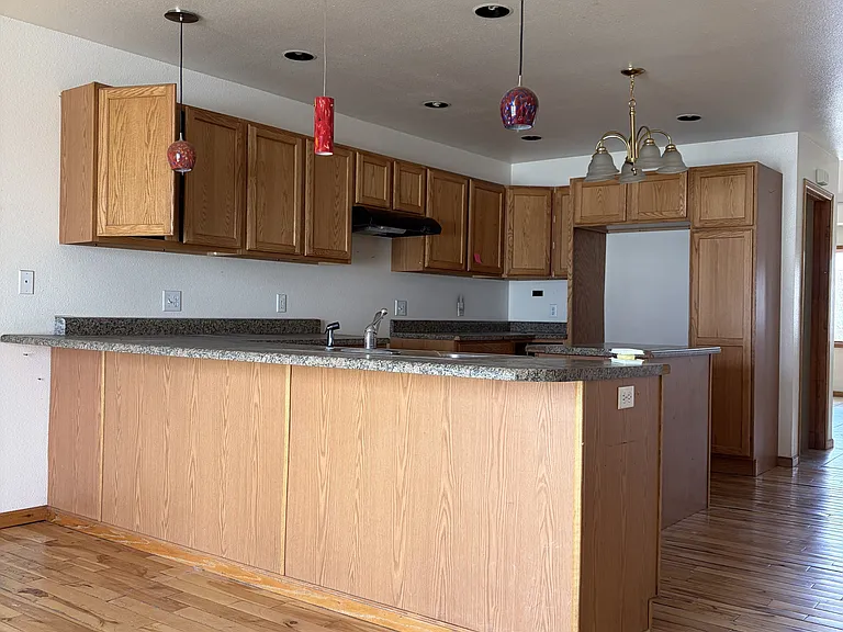 1421 Thaxton Ct #1 — Photo 3