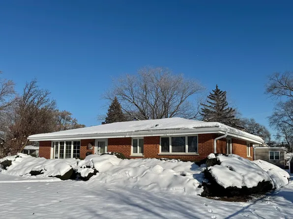 3051 S Scott St, Des Plaines, IL 60018