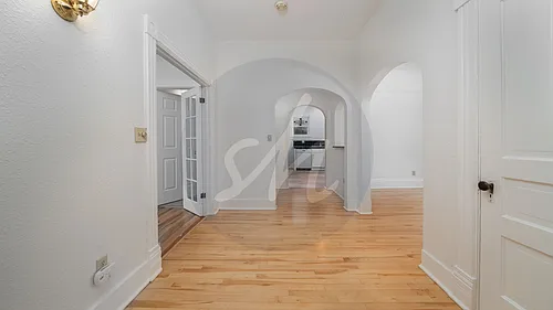 317 E Monument St #1 Photo 1