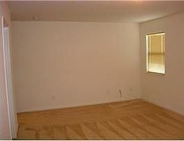 2nd image of 1373 Paddington Way