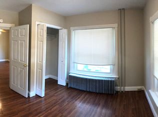 233 Ridge St APT 1, Emmaus, PA 18049