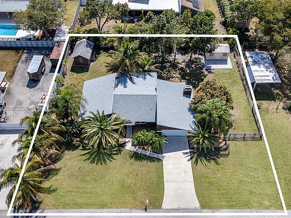 2nd image of 12930 SW 190th St