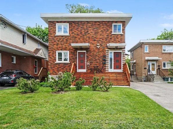 707 Edison Ave, Ottawa, ON K2A 1W2