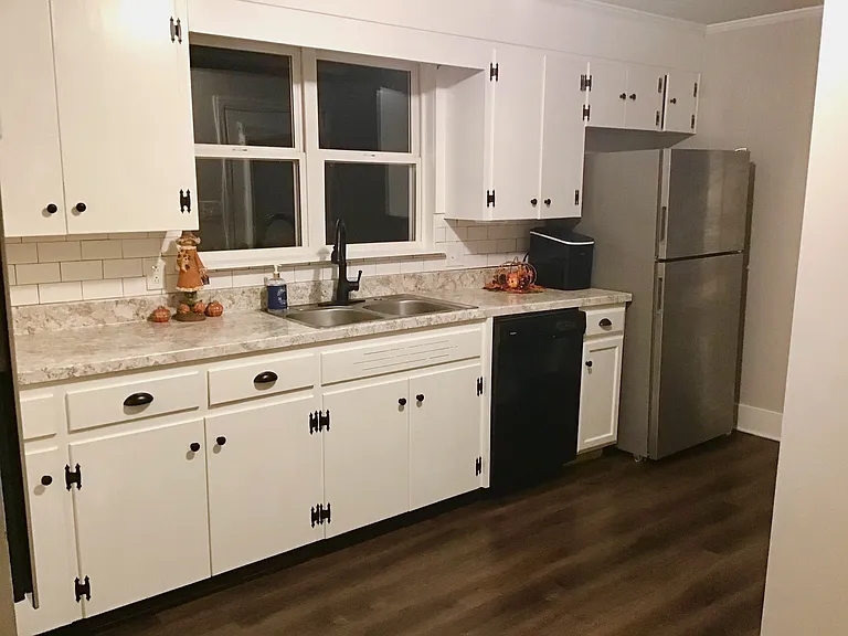 2125 Cherry St SE — Photo 5