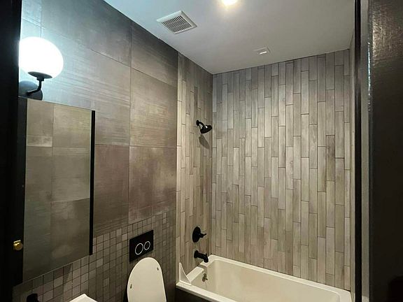 3rd image of 788 Putman Ave #1