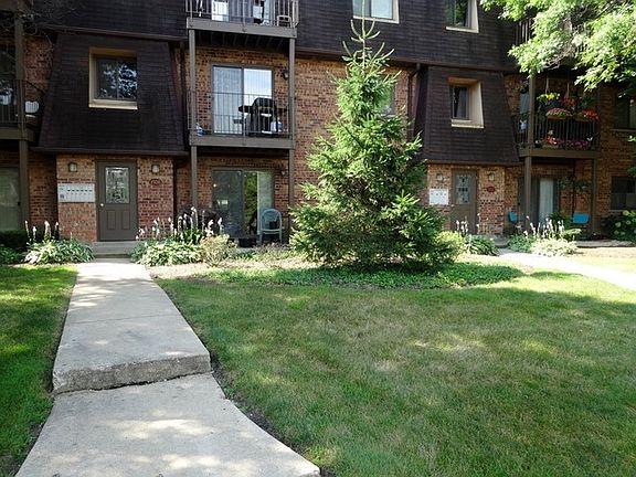 4th image of 1508 S Fairfield Ave APT 27C