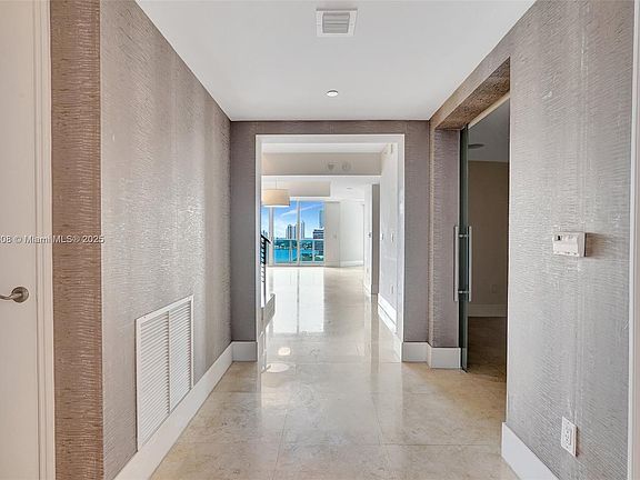 4th image of 3301 NE 183rd St Unit 1608