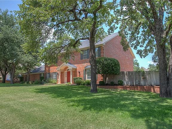 2nd image of 1525 Brentwood Trl