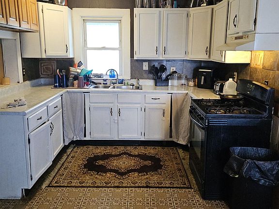 5th image of 203 State St