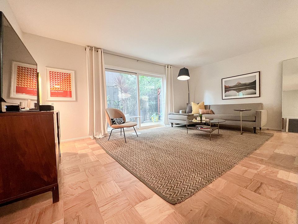 1st image of 2121 Laguna St APT 7