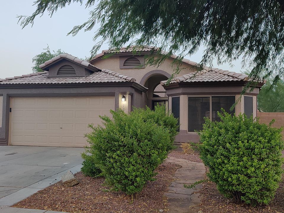 2nd image of 13195 W Saguaro Ln