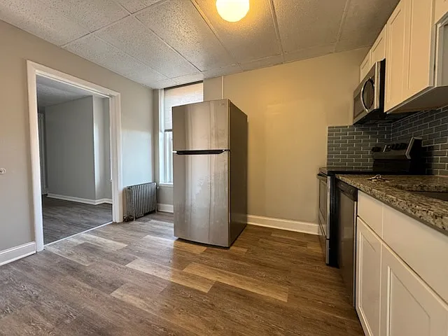 1 bed, 700 sqft, $1,345 — Photo 4