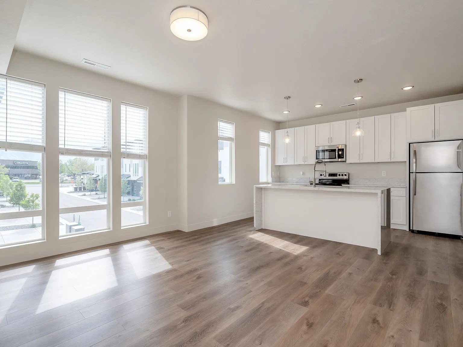 Monarch Townhomes — Photo 4