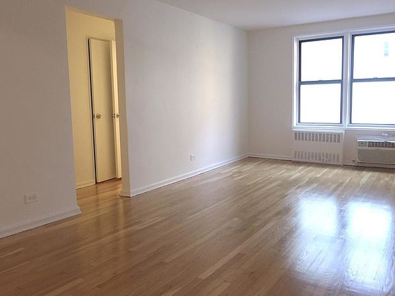 3rd image of 1360 York Ave APT 4M