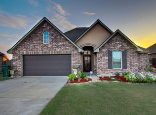 408 Clay Ridge Dr, Youngsville, LA 70592